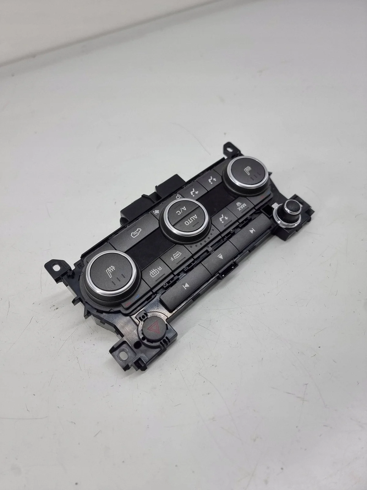 Panel Climatización Land Rover Evoque EJ32-14C239-FC image 3