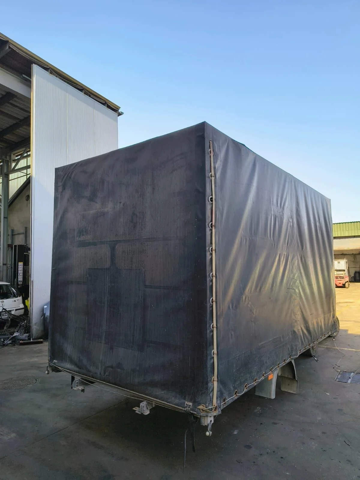 Bâche pour utilitaire Renault OE M1137013-VBMWWS image 3