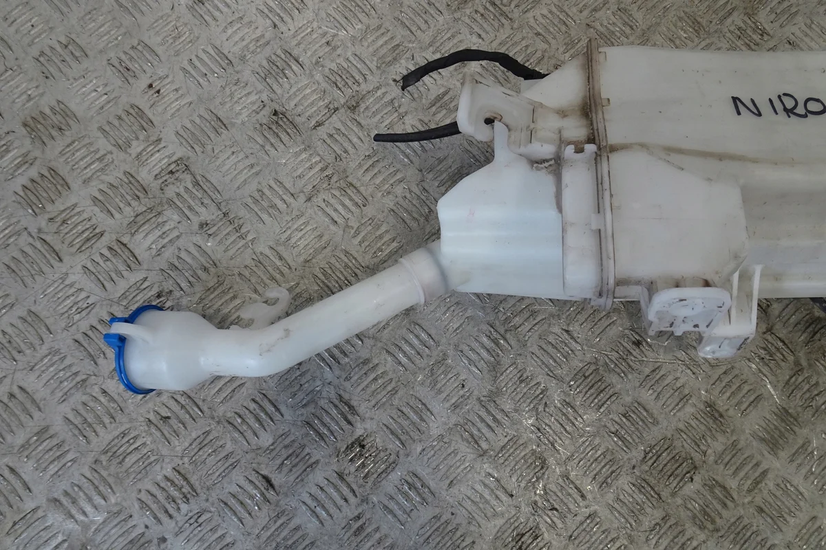 Kia Niro II sproeierreservoir pomp 98610-A1000 image 3