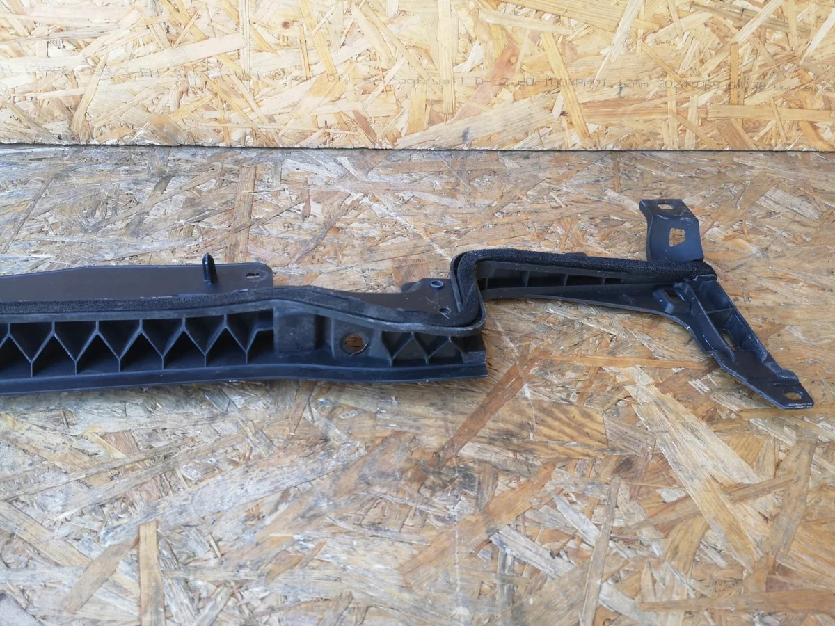 Peugeot 508 II Lower Windshield Panel Used image 3