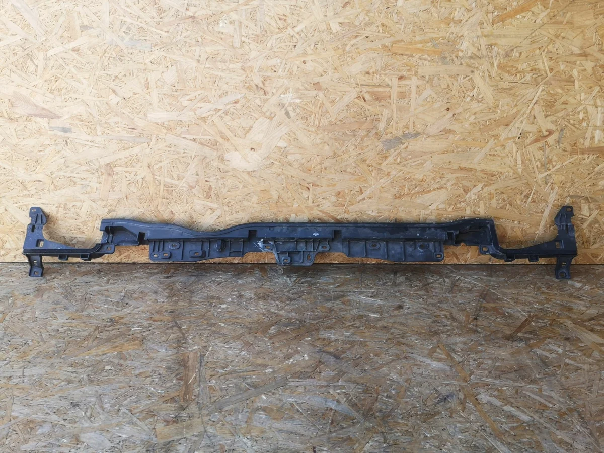 Peugeot 508 II Lower Windshield Panel Used image 4