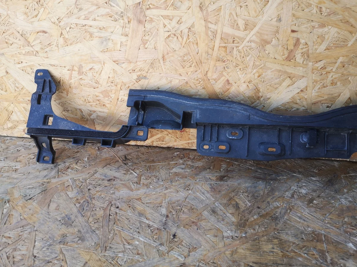 Peugeot 508 II Lower Windshield Panel Used image 7