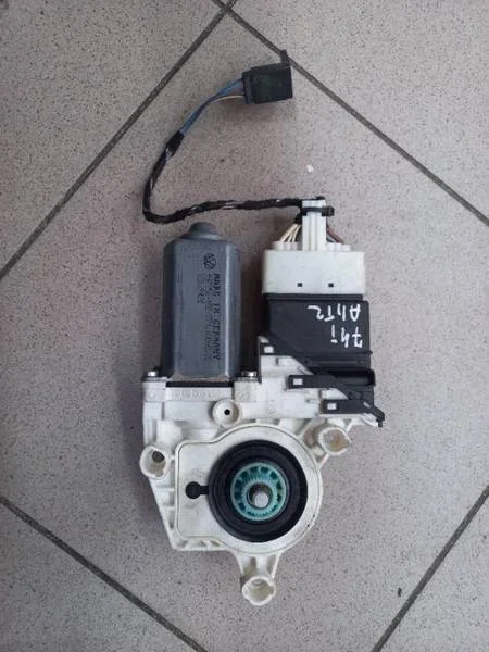 Window Motor 1K0959795AA Used image 3