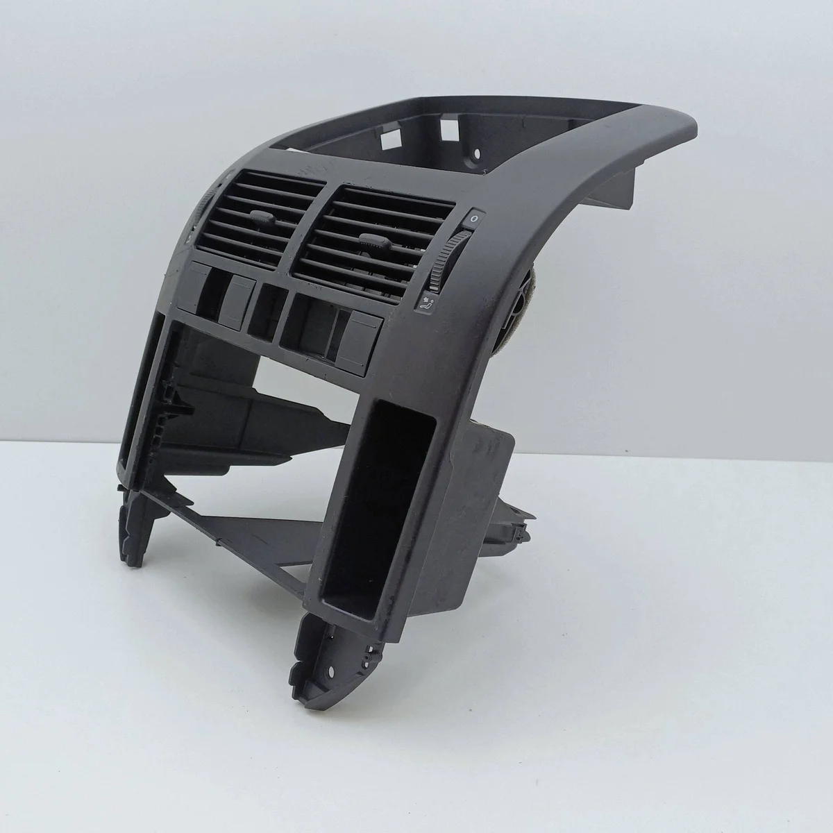 Moldura Rádio VW Polo IV 9N Usado OEM
