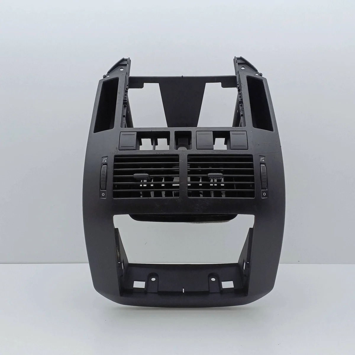 Radioframe VW Polo IV 9N 6Q0858069T image 3