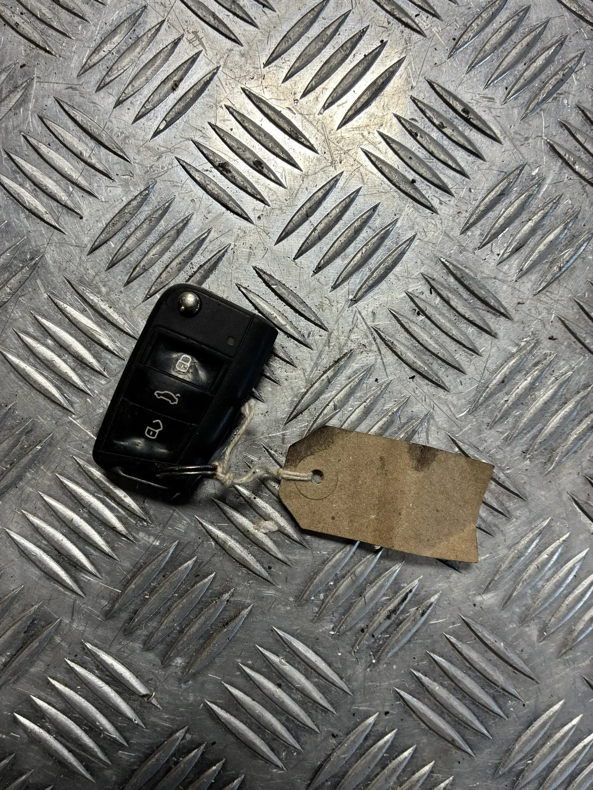 Clé télécommande SEAT ATECA 2016+ VW33888