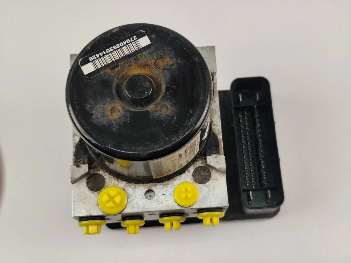 ABS Pumpe Ford Fiesta CV212C405CB gebraucht image 7