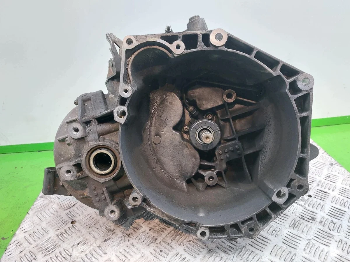Versnellingsbak M32 Opel Vectra C Signum 1.9 CDTI