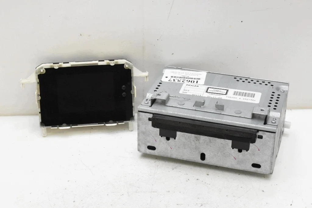 Radio Display Panel CD AUX Ford Fiesta MK7