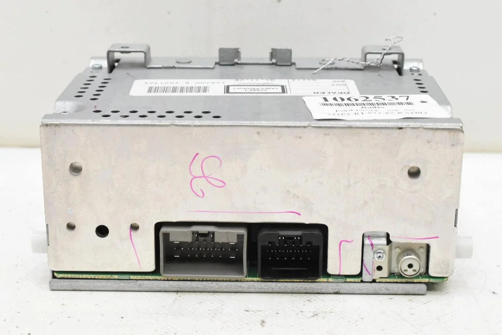 Radio Display Panel CD AUX Ford Fiesta MK7 image 4