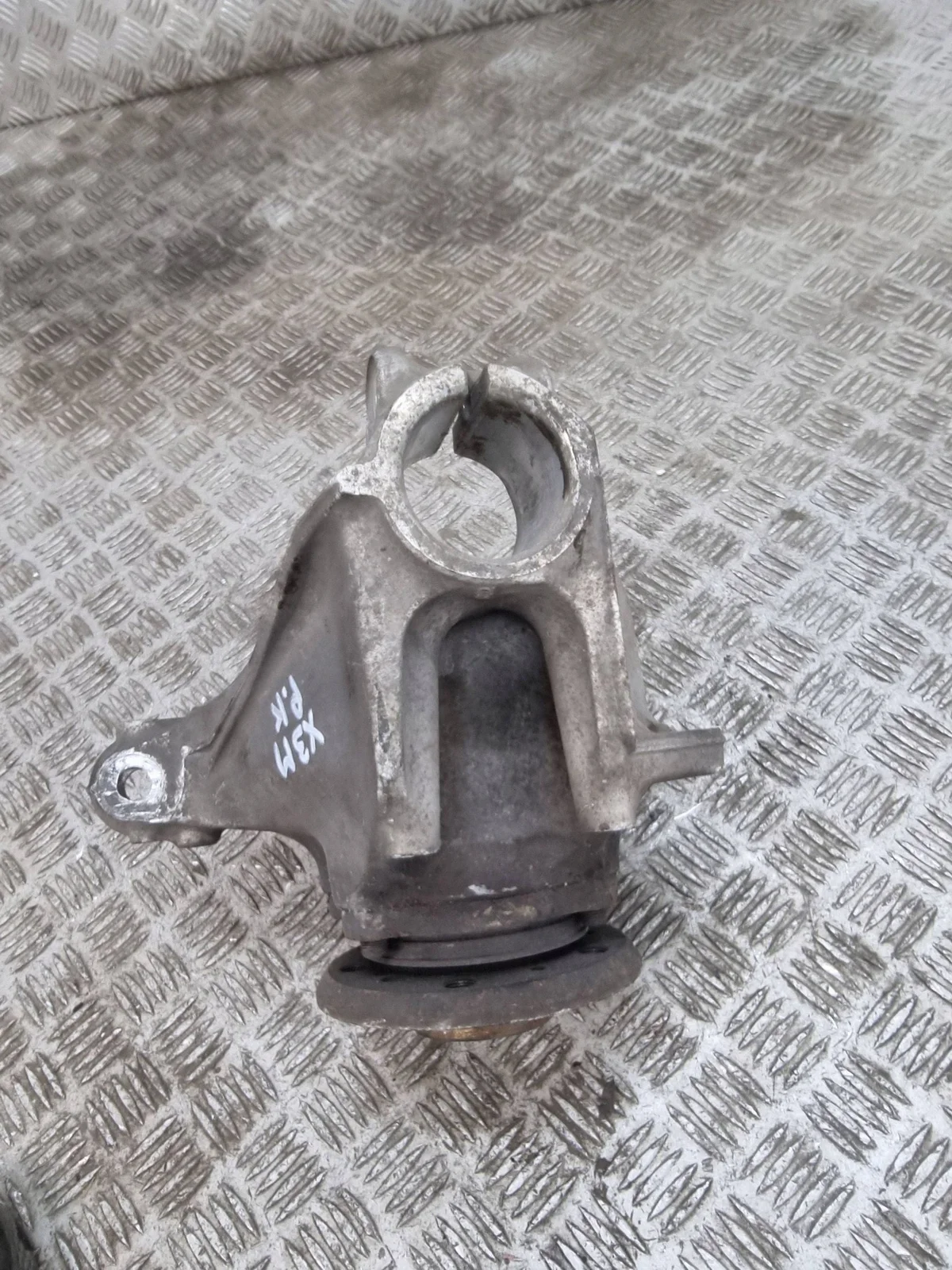 Achsschenkel vorne links BMW X3M F97 X4M F98 image 6