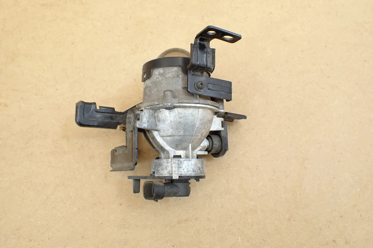 Sumuvalo HYUNDAI I30 III 16- Oikea 92202-G4500 image 5
