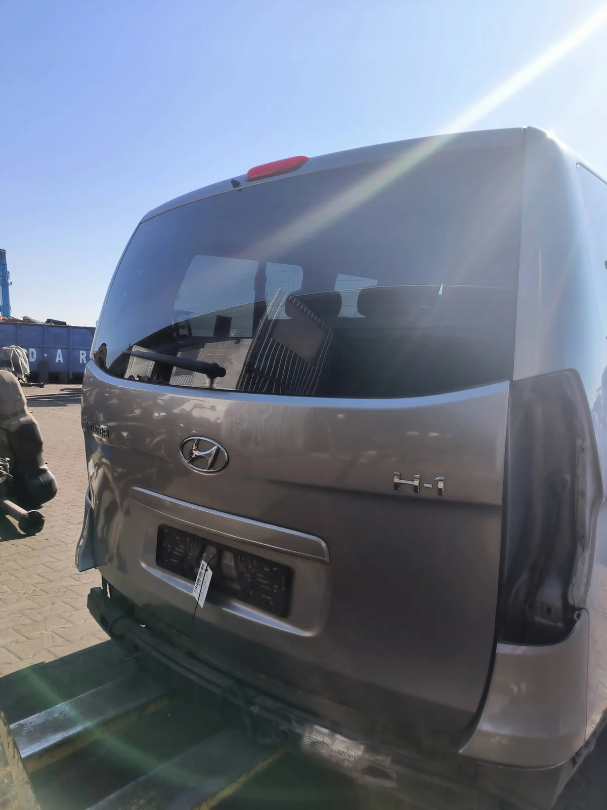 Takaluukku Hyundai H1 II Käytetty