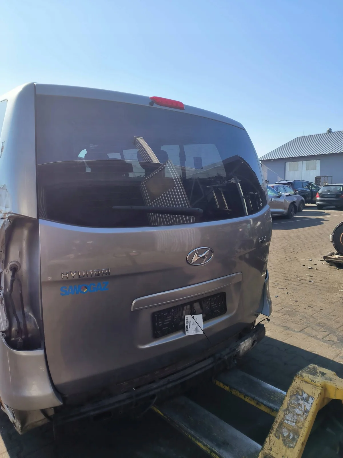 Portón Maletero Hyundai H1 II Usado image 3