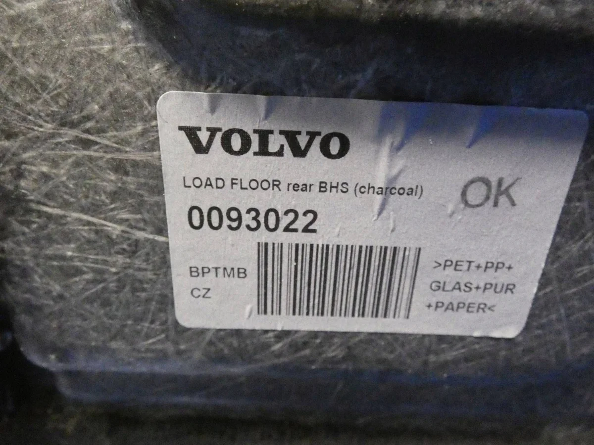 Volvo XC90 II maton suojus 39825211 image 3