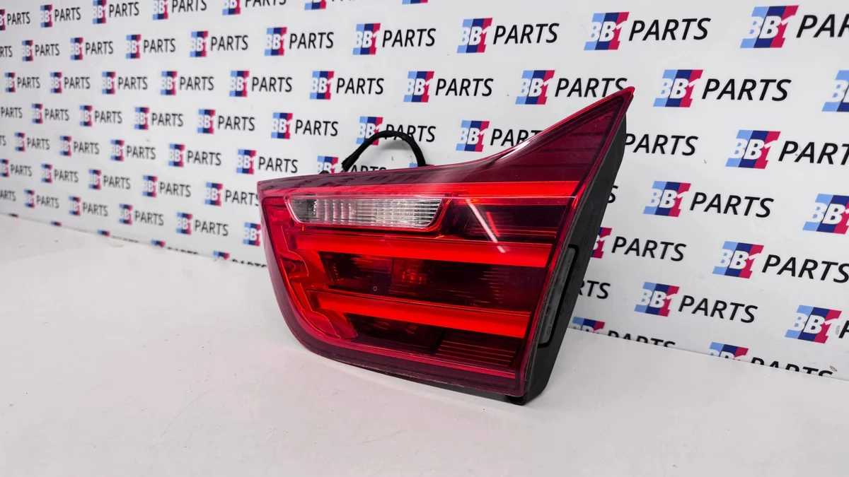 BMW F32 F36 Rücklicht Kofferraum Rechts OE 7296102 image 3