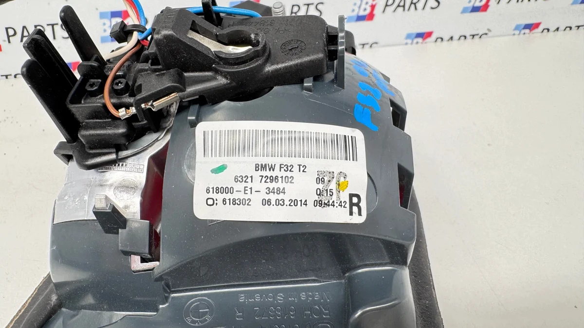 BMW F32 F36 Rücklicht Kofferraum Rechts OE 7296102 image 6