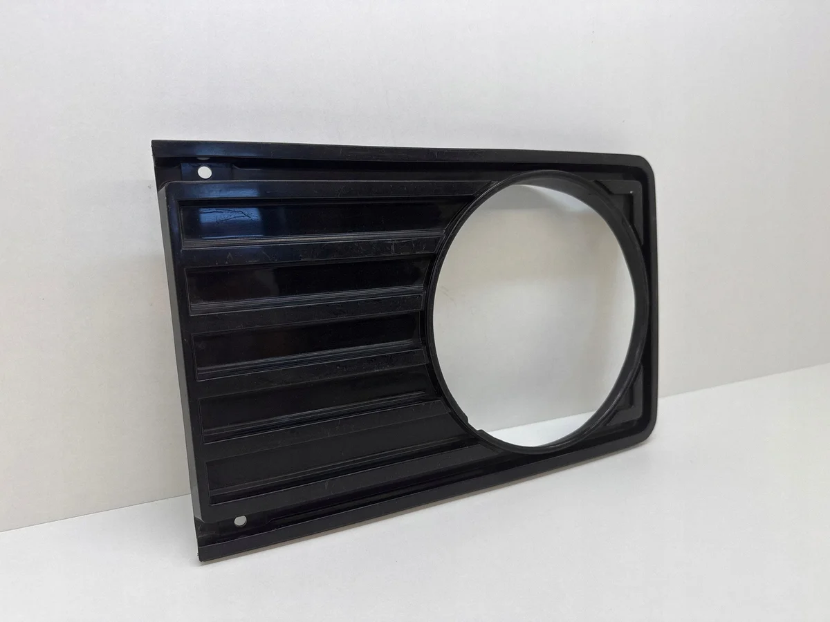 Volkswagen I LT Strålkastargaller MOBIPARTS-281853655