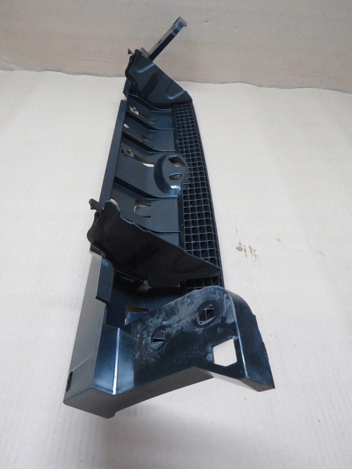 Ford S-Max II MK2 etupaneelin vahvike EM2BR16E166BB image 6