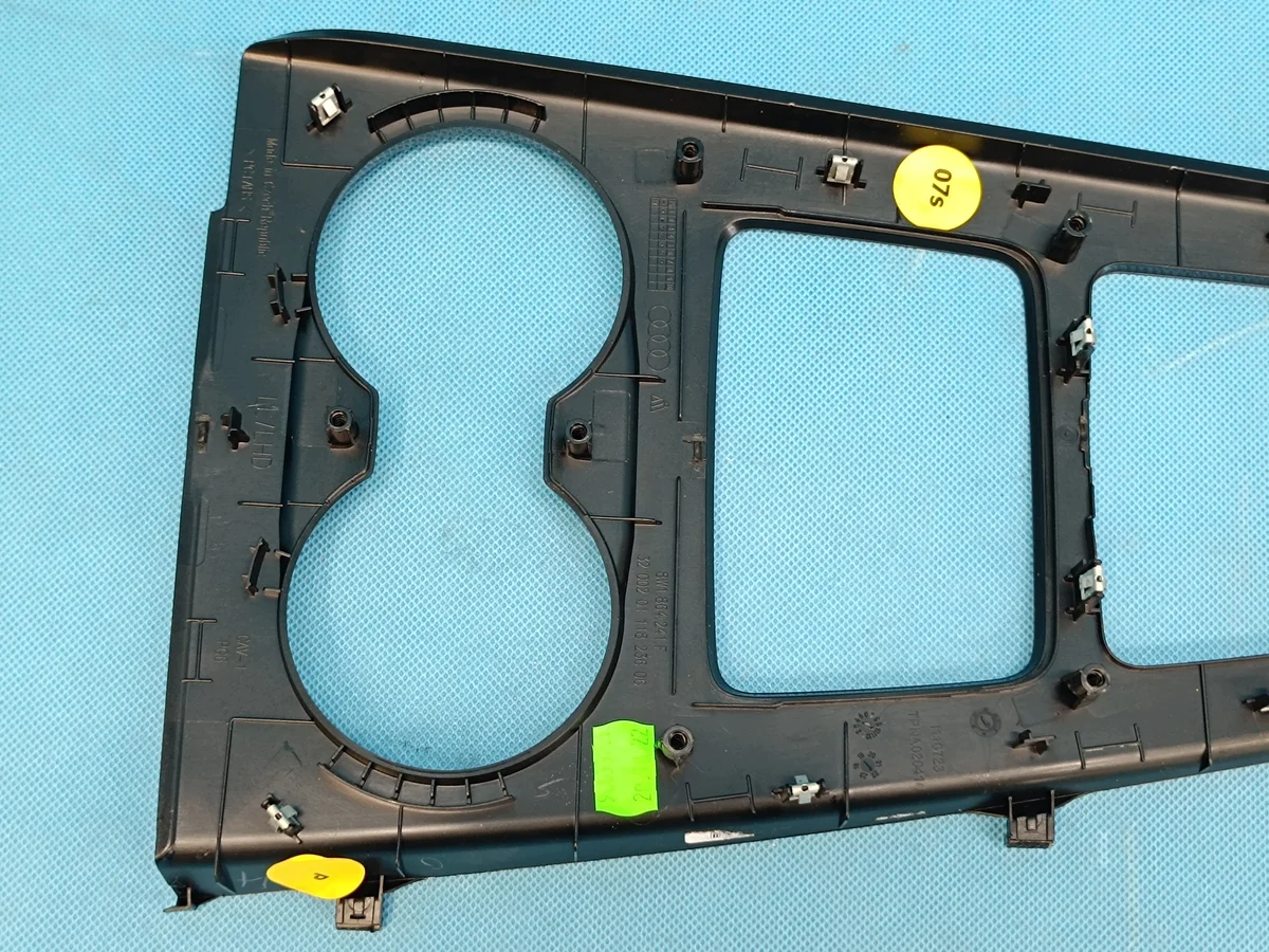 Audi A4 B9 LIFT Dekor Tunnel 8W1864241F image 7