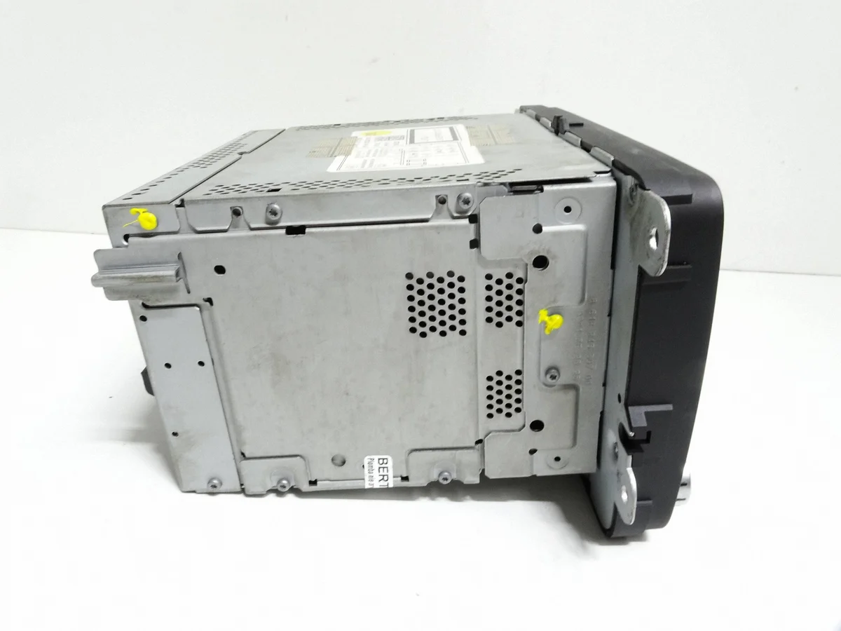 VW Passat B6 Radio Navigation 3C0035270X image 6