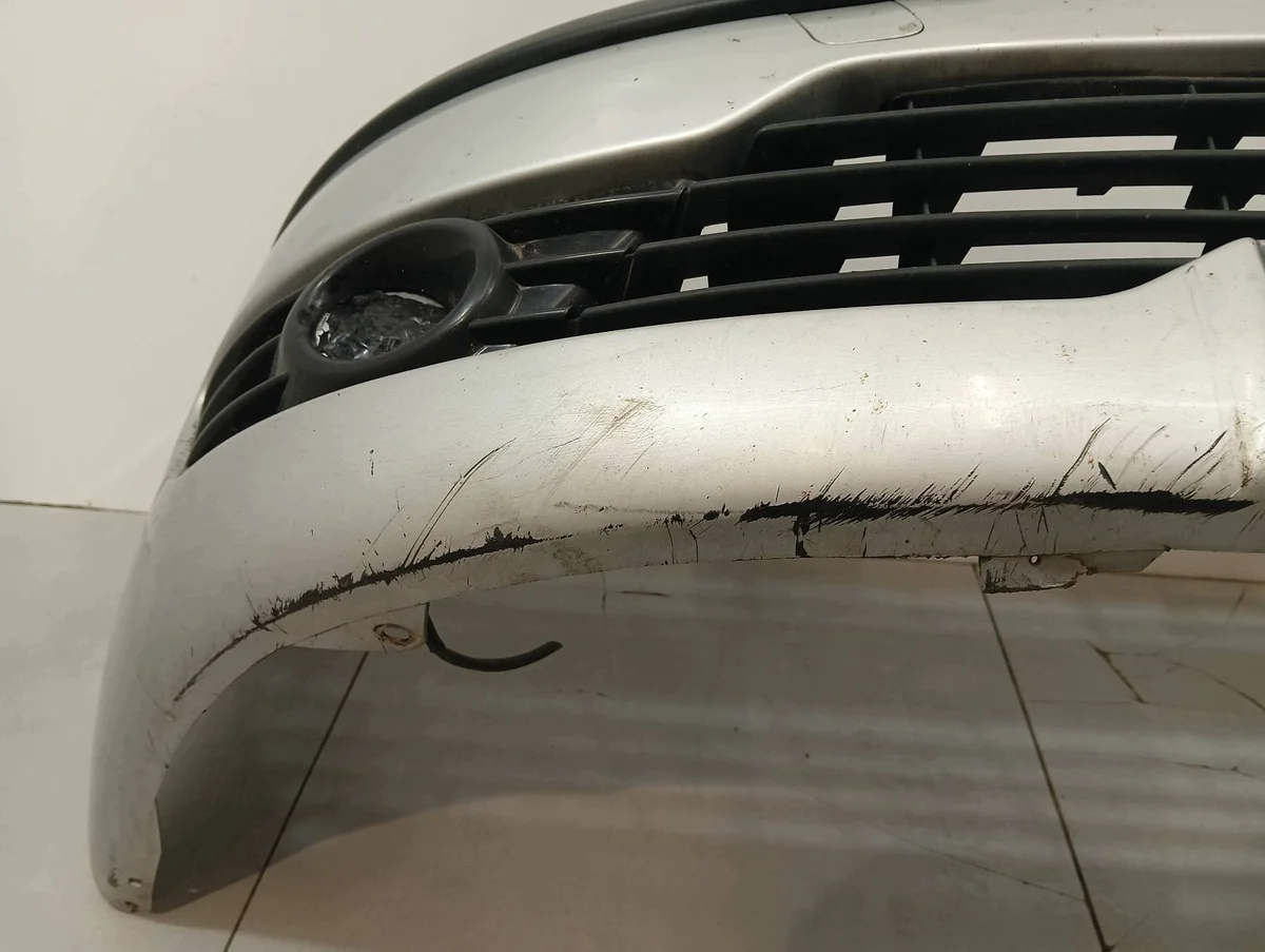 Citroen C4 I Stoßfänger vorne gebraucht image 4