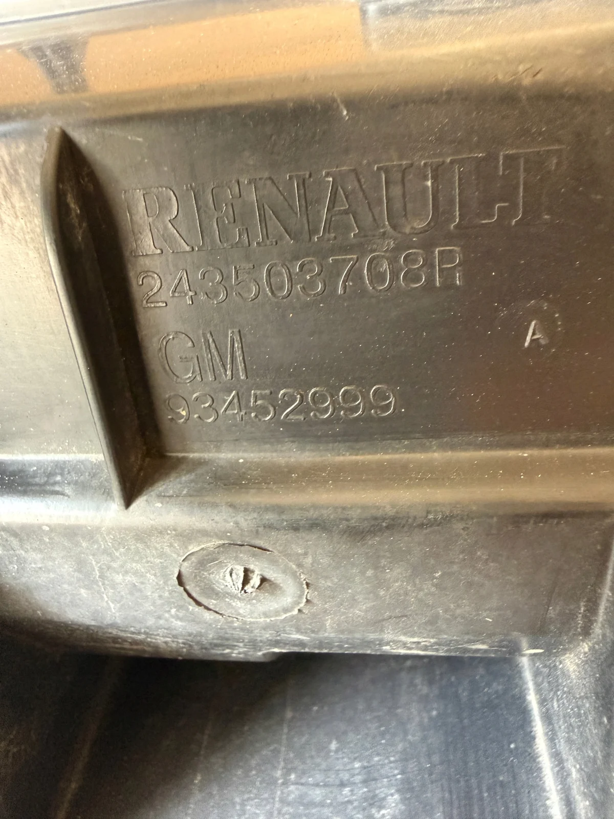 Renault Trafic Fuse Box 243503708R image 6