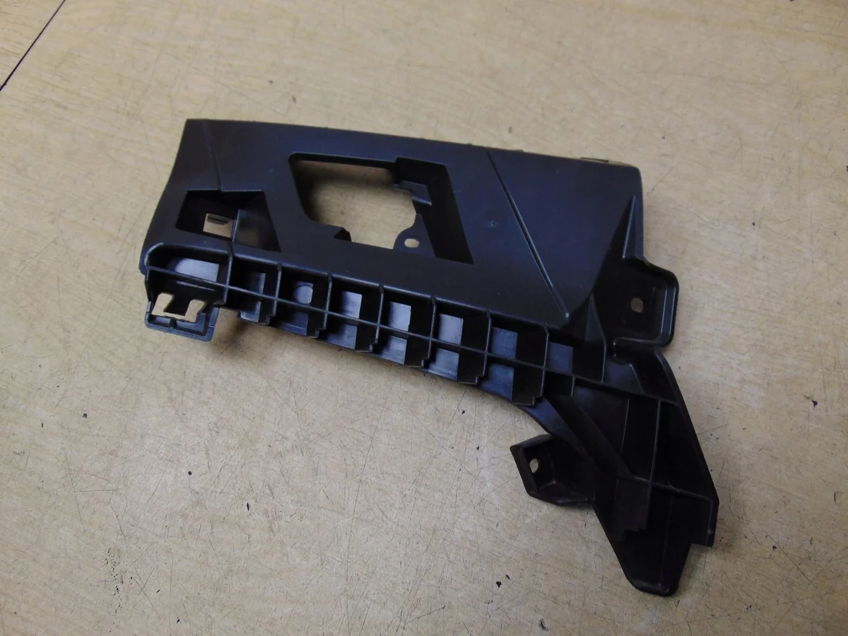 Audi Q5 Front Bumper Bracket Right Used 80A807096E image 3
