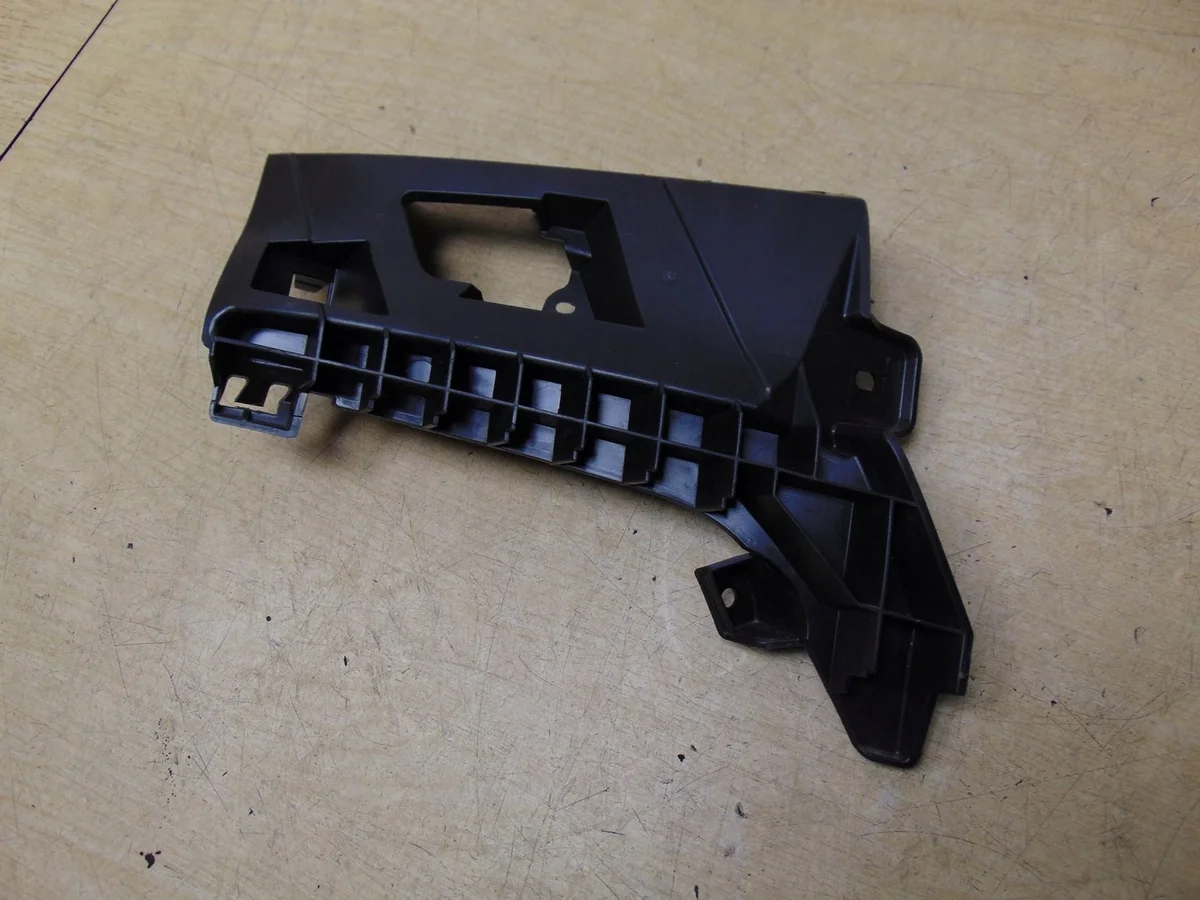Audi Q5 Front Bumper Bracket Right Used 80A807096E image 4