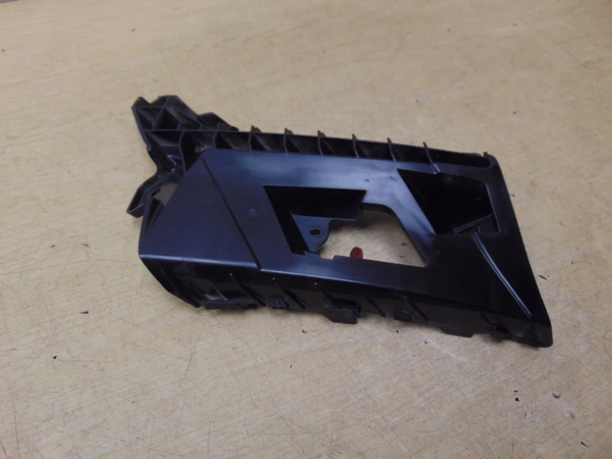 Audi Q5 Front Bumper Bracket Right Used 80A807096E image 6