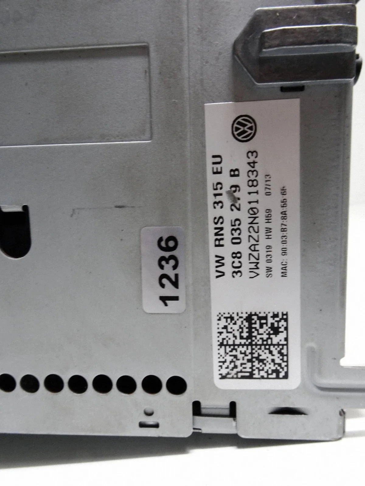 VW Passat B7 CC Radio Navigation 3C8035279B image 7