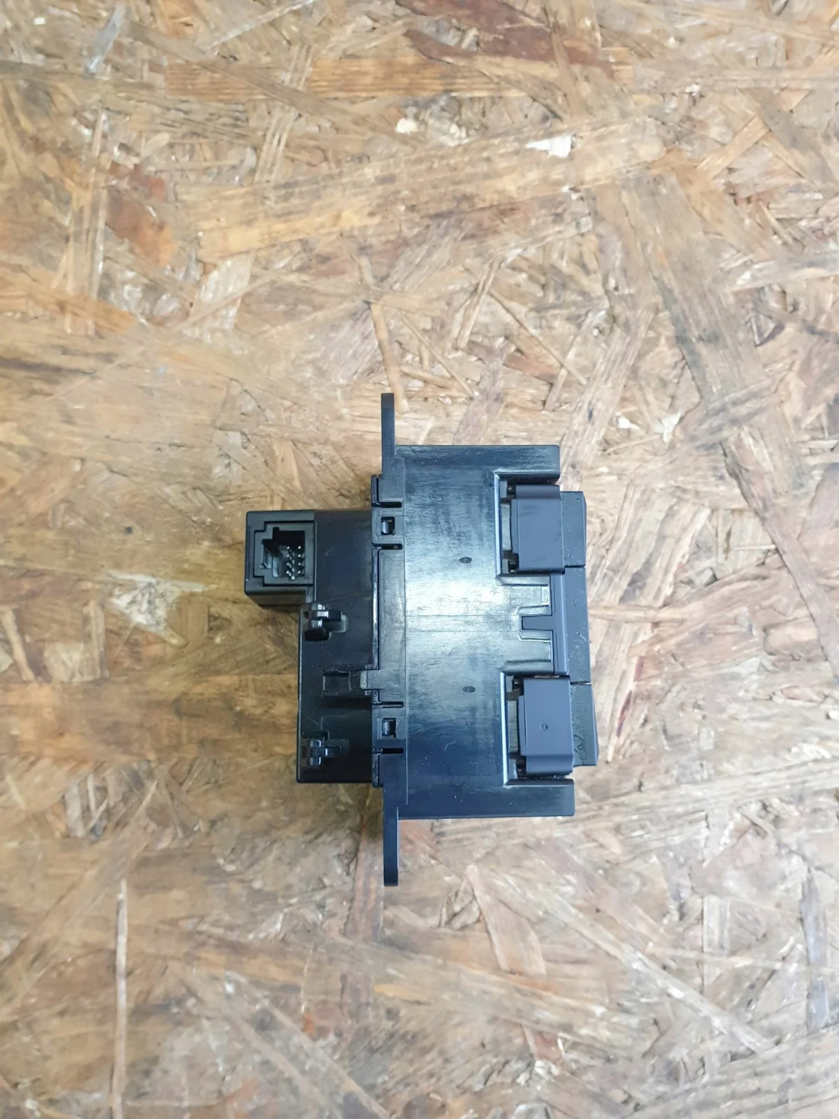 Panel cambio Peugeot 208 II 98440959ZD image 3