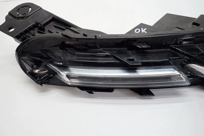 Citroen C5 Aircross Scheinwerfer Rechts LED DRL image 3