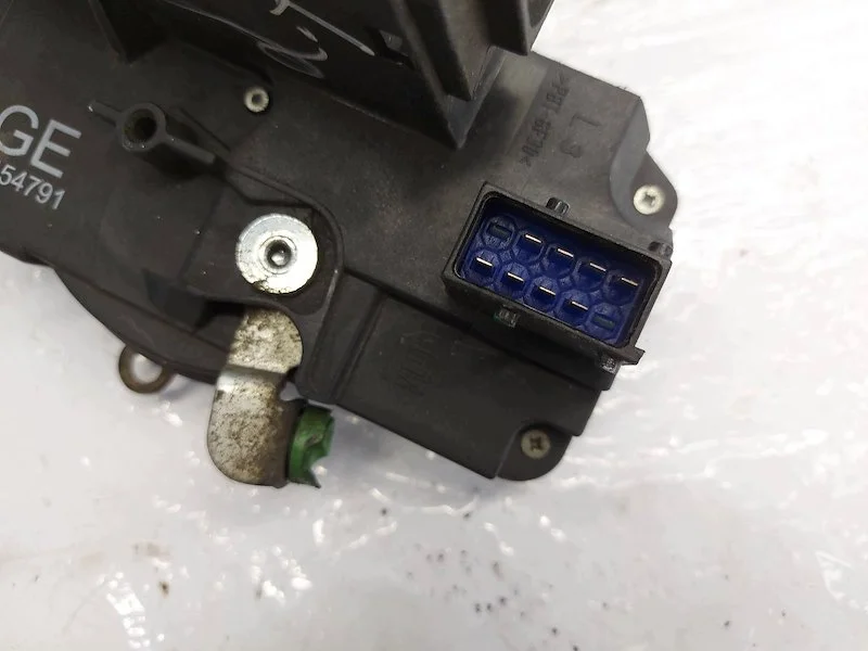 Dörrlås Opel Meriva A 13154791GE Vänster Fram image 5