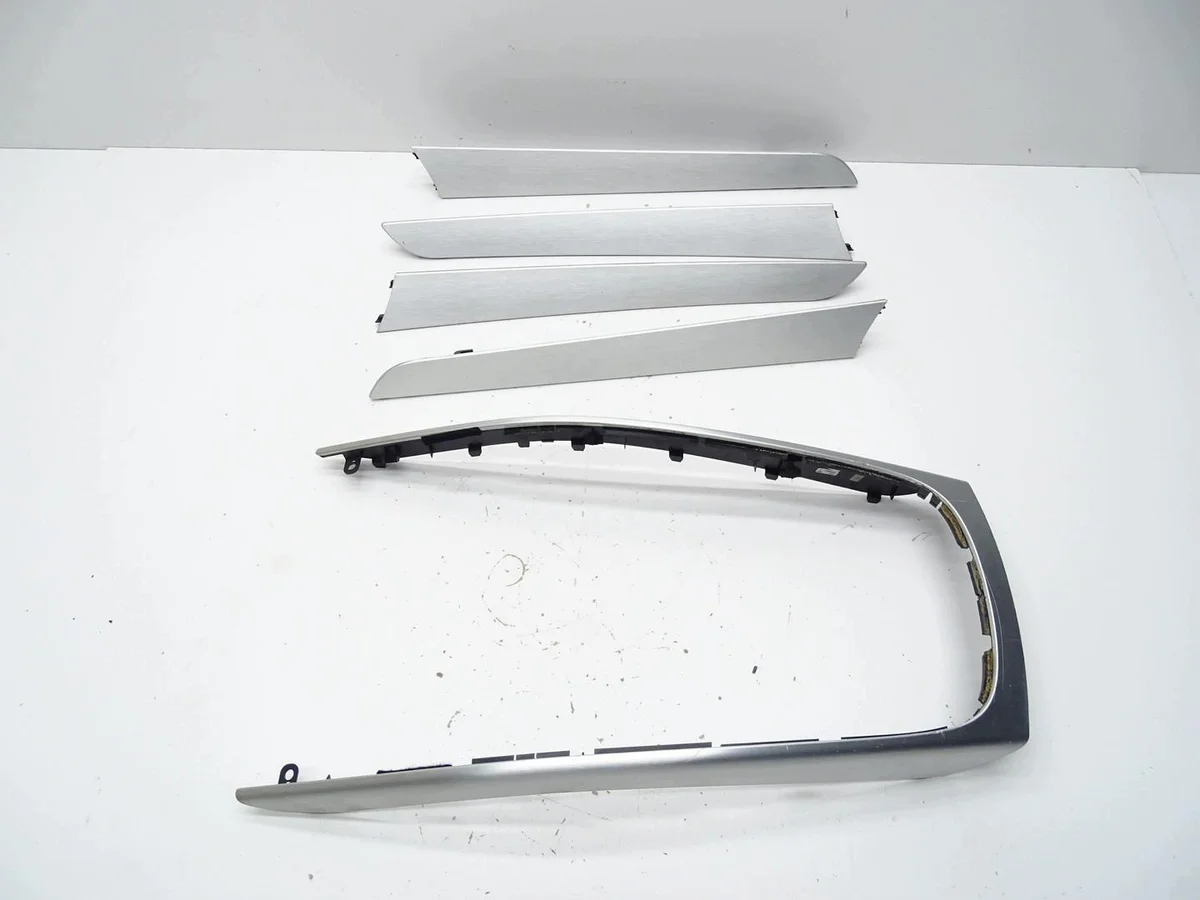 Moldura Puerta Audi A4 B8 LIFT 8K0867409