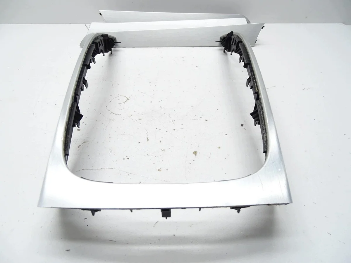 Dekorlist dörrpanel Audi A4 B8 (8K0867409) image 6