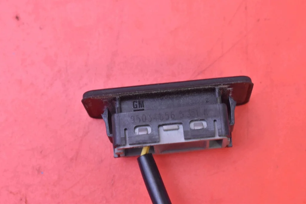 Opel Mokka A Tailgate Button Handle Used image 6