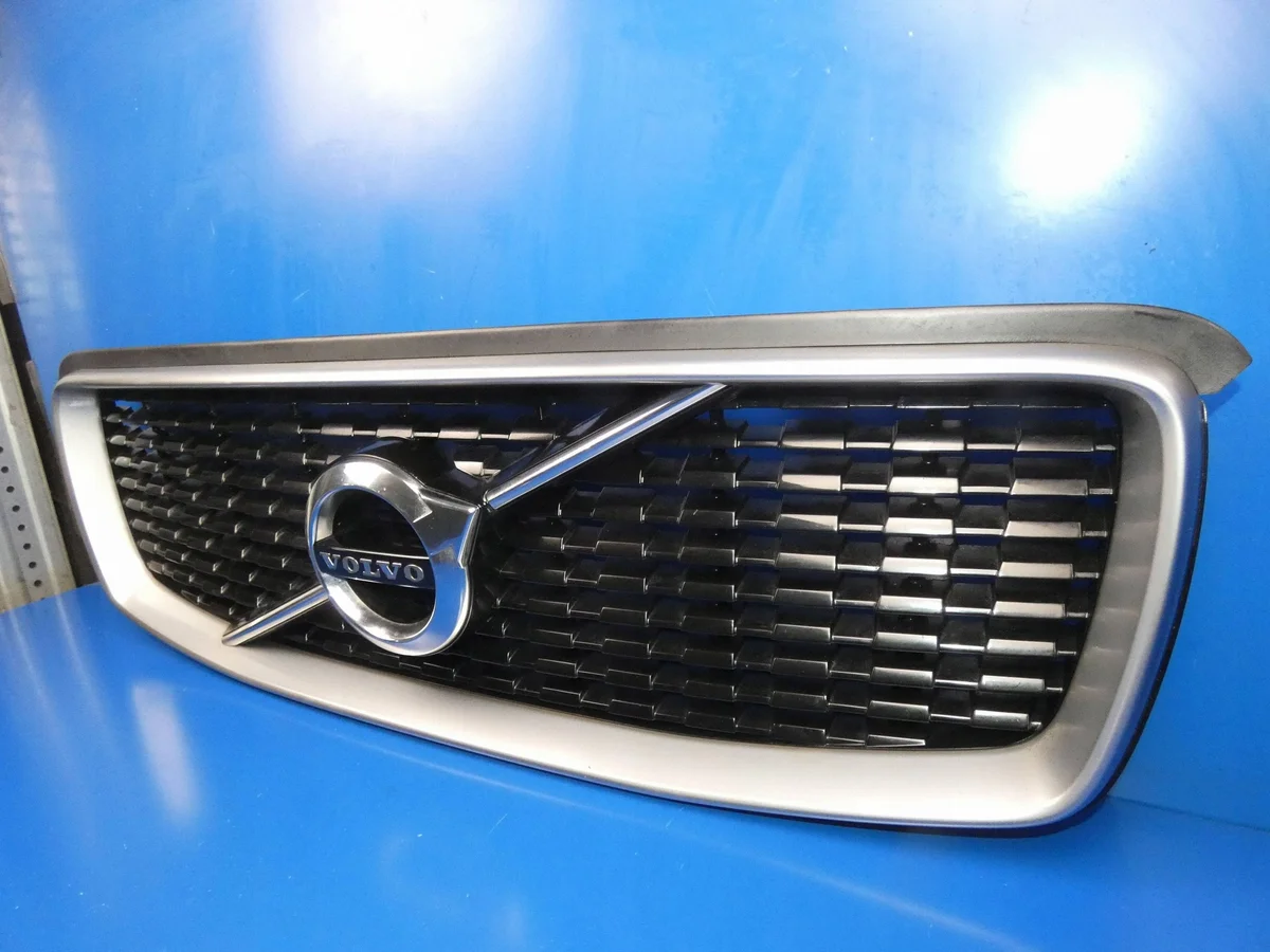 Volvo XC90 II R-DESIGN Grill 31408429 image 3