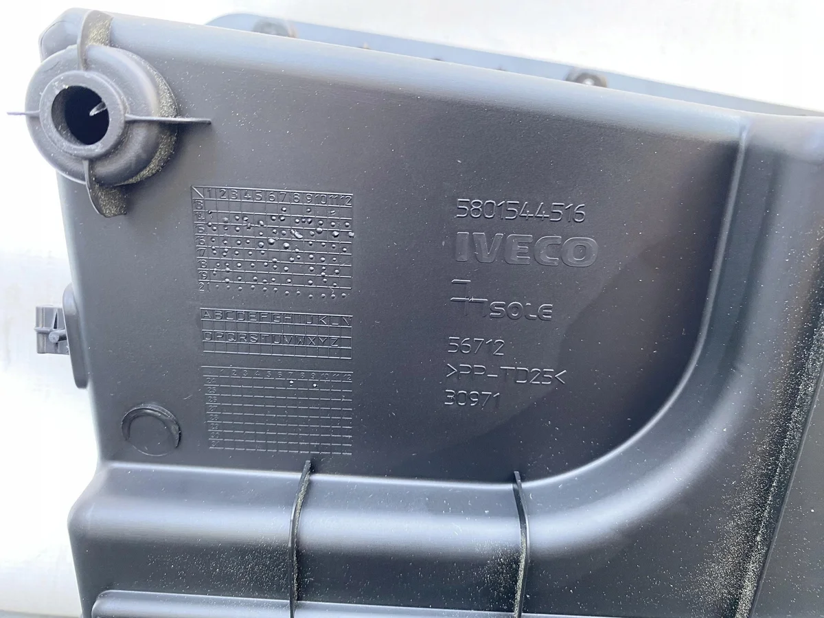 Iveco Daily IV 14- Porta Objetos Painel image 5