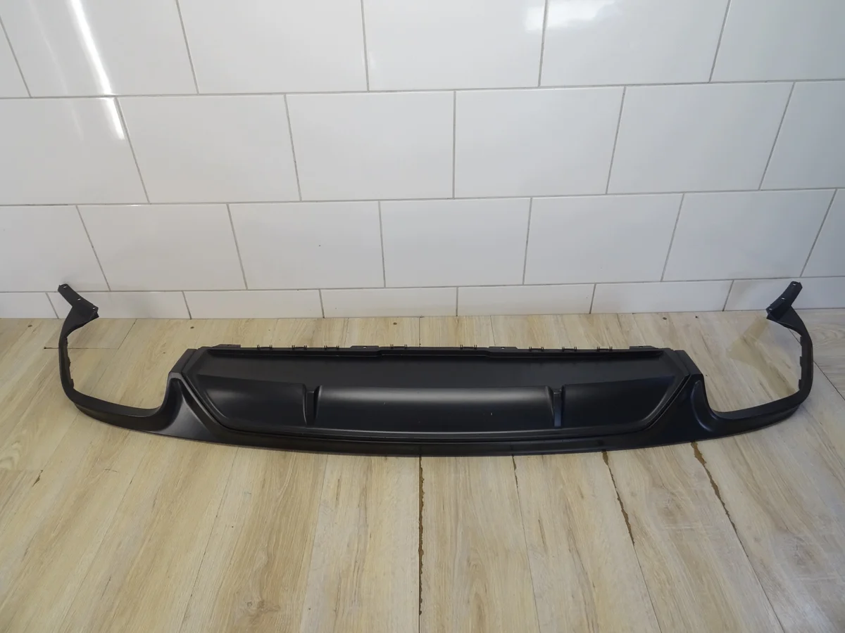 Spoiler Parachoques Trasero Audi Q8 4M8 S-Line