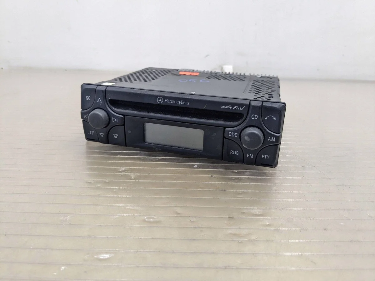 Autoradio Mercedes-Benz OE A1708200386