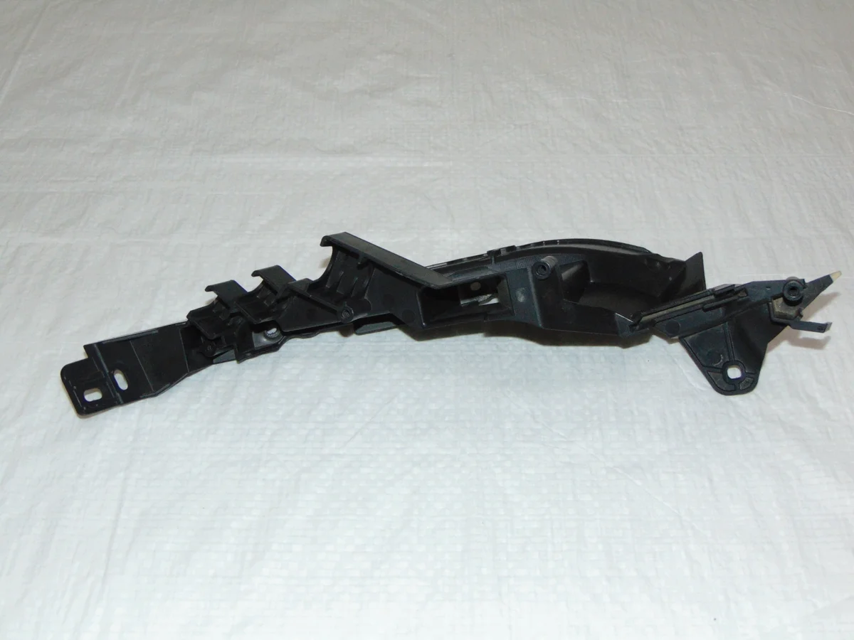 BMW X5 G05 50E Proteção Painel Direito OEM image 3