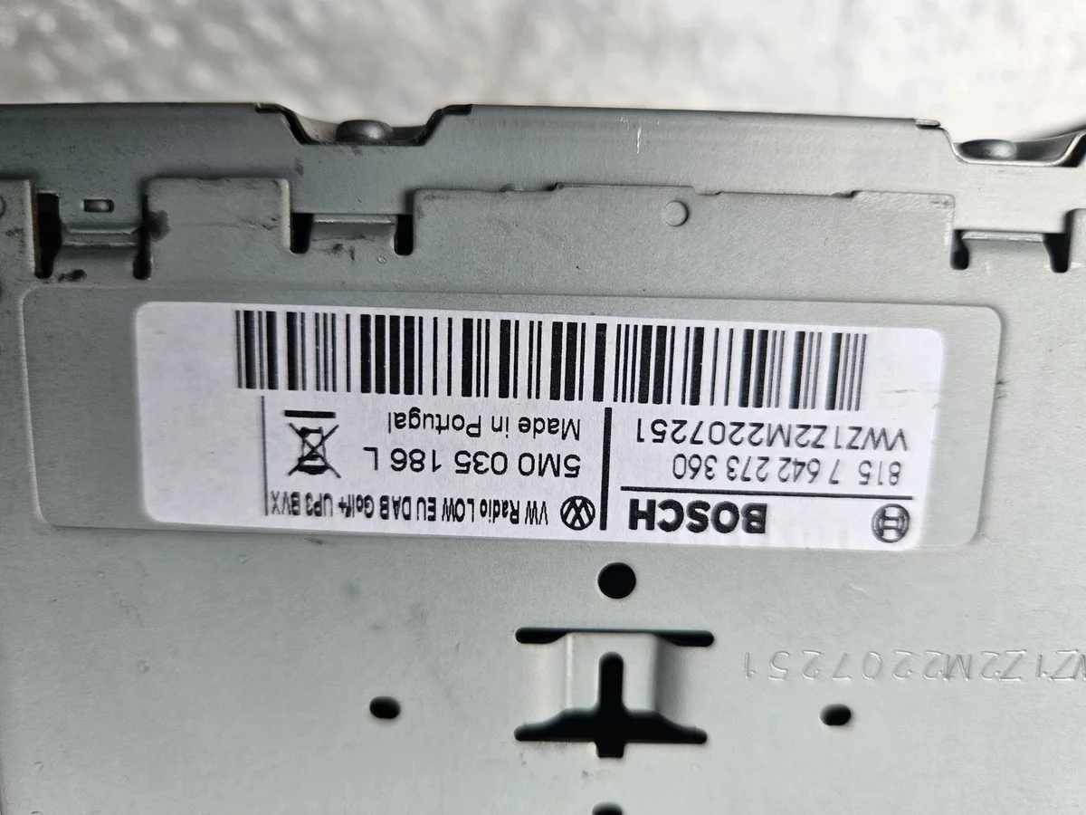 Rádio CD VW Polo 6R 5M0035186L Usado image 3