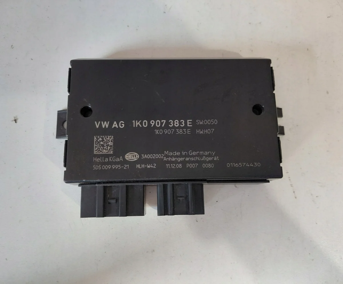 Module crochet VW Passat B6 1K0907383E