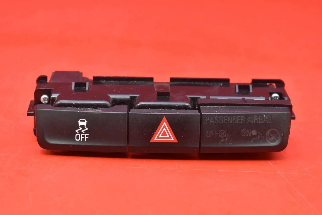 Interrupteur ESP OFF Opel Mokka A 95016183