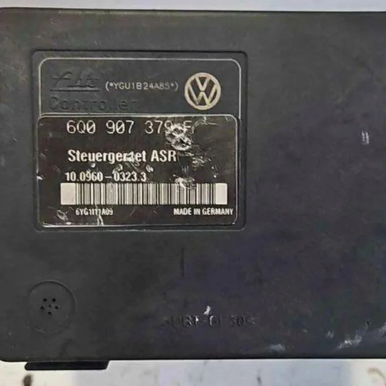 ABS Pump VW Polo IV (9N_) 6Q0907379F