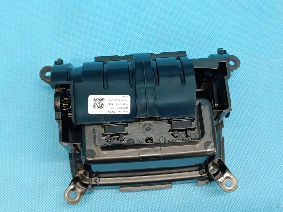 Audi A4 B9 8W1863084 Console Centrale image 4