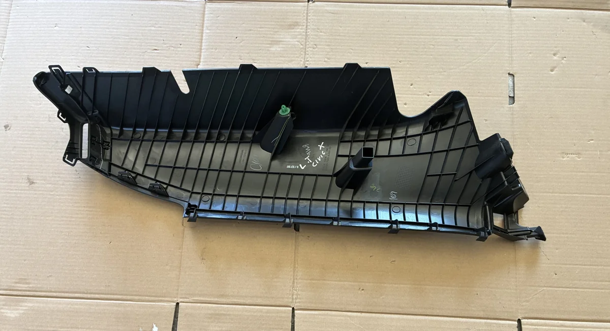 Honda Civic X HB 17- Verkleidung Säule links hinten image 3