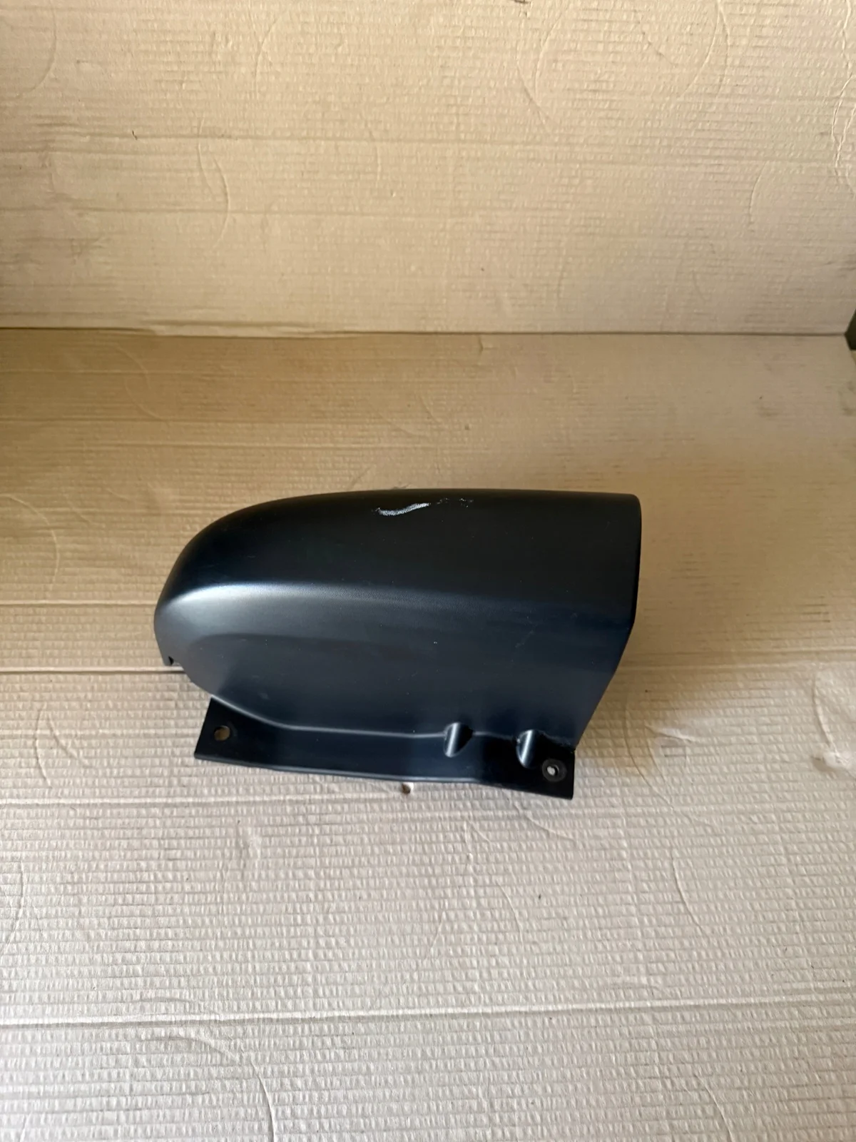 Canto para Opel Vivaro B Direito Traseiro Usado image 3