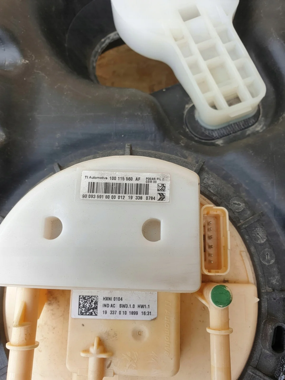 Peugeot 508 II Kombi Brandstoftank Pomp image 6